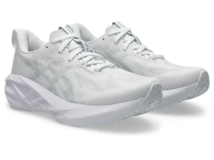 NOVABLAST 5 Men Laufschuh