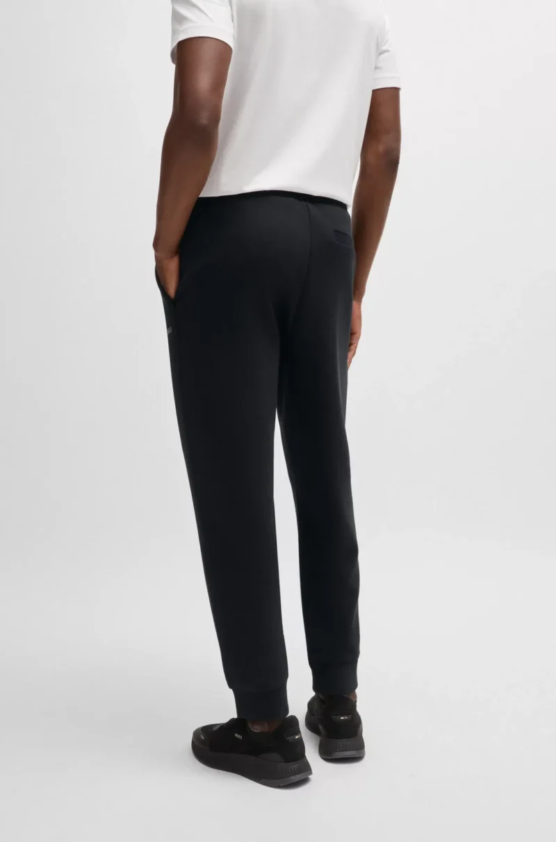 Hadiko Pant Men