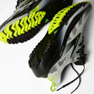 brooks-ghost-trail-men-trailschuh-grey-black-nightlife-2 Ghost Trail Men Trailschuh