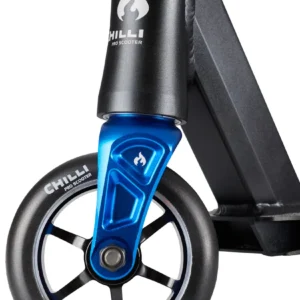 chilli-pro-scooter-chilli-pro-scooter-5000-black-blue-2 Chilli Pro Scooter 5000