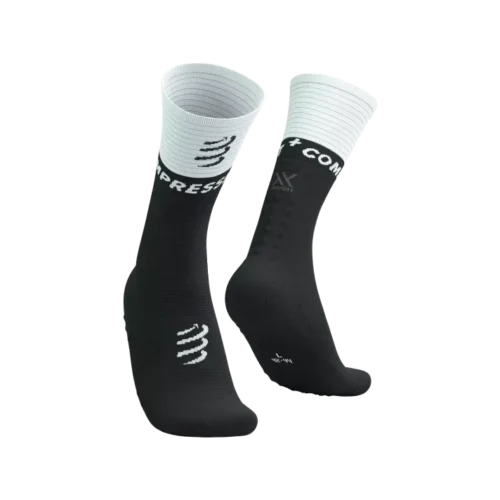 compressport-mid-compression-socks-v2-0-black-white-1-2 Compressport mid compression socks v2 0 black white 1