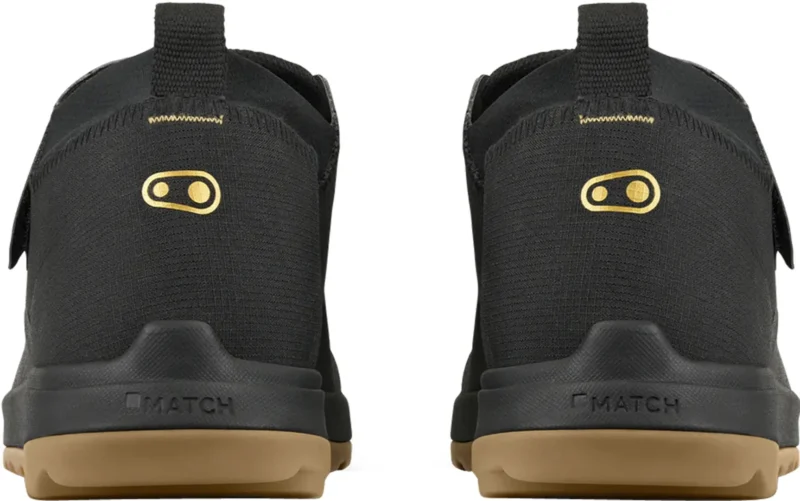 Stamp Trail Schuh Boa schwarz-gold