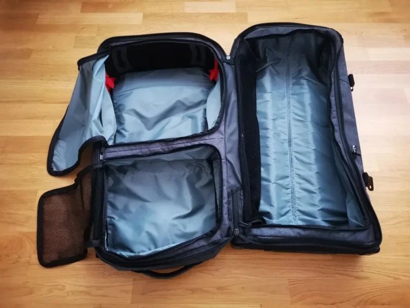 dakine-split-roller-110l-reisetrolley-black-6 Split Roller 110L Reisetrolley