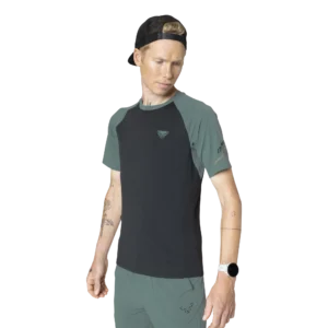 dynafit-alpine-pro-s-s-tee-men-black-out-atlantic-0910-2 ALPINE PRO S/S TEE Men