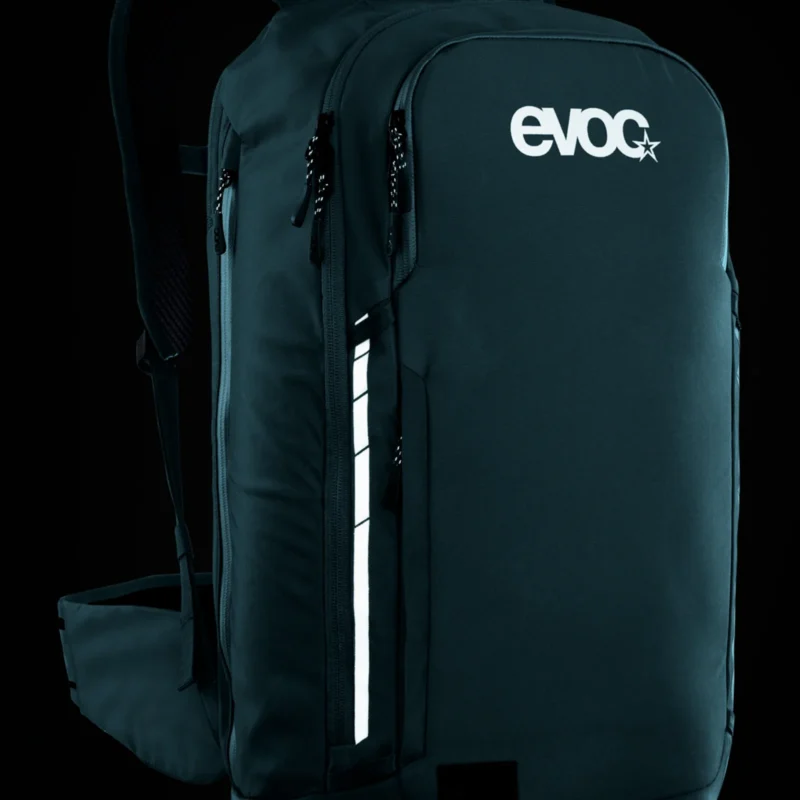 Commute Pro 22L Backpack