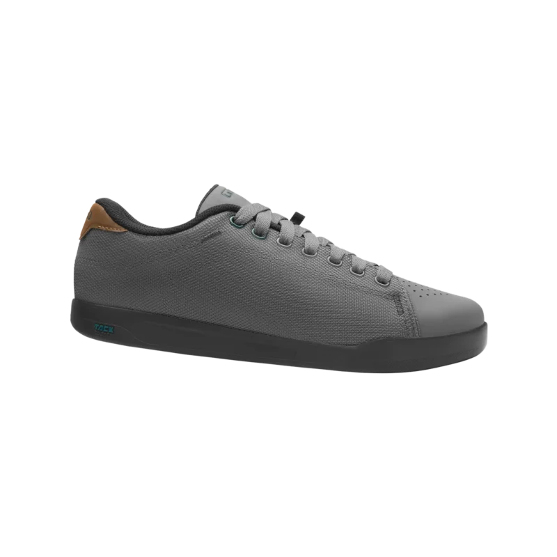 Deed Shoe