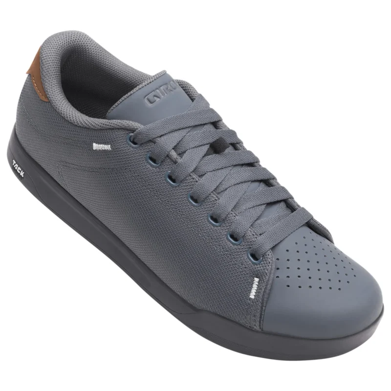 W Deed Shoe