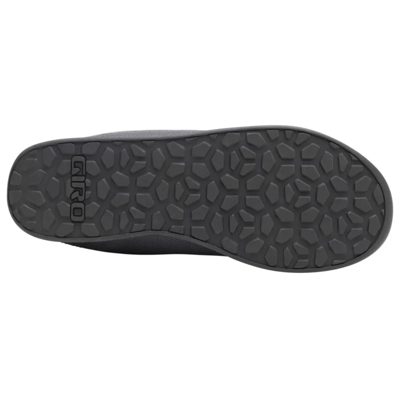 W Deed Shoe