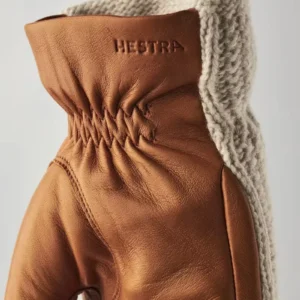 Elle Mitt