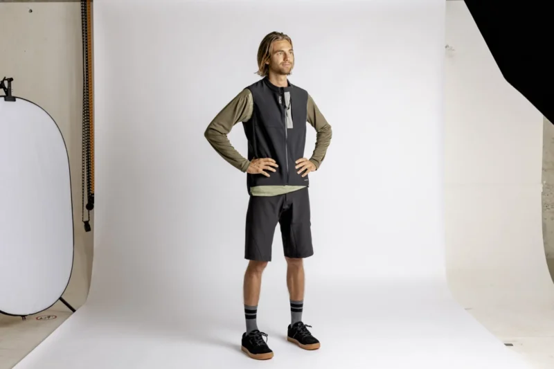 Flow Weste