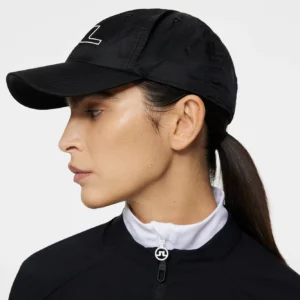 Lousia Cap