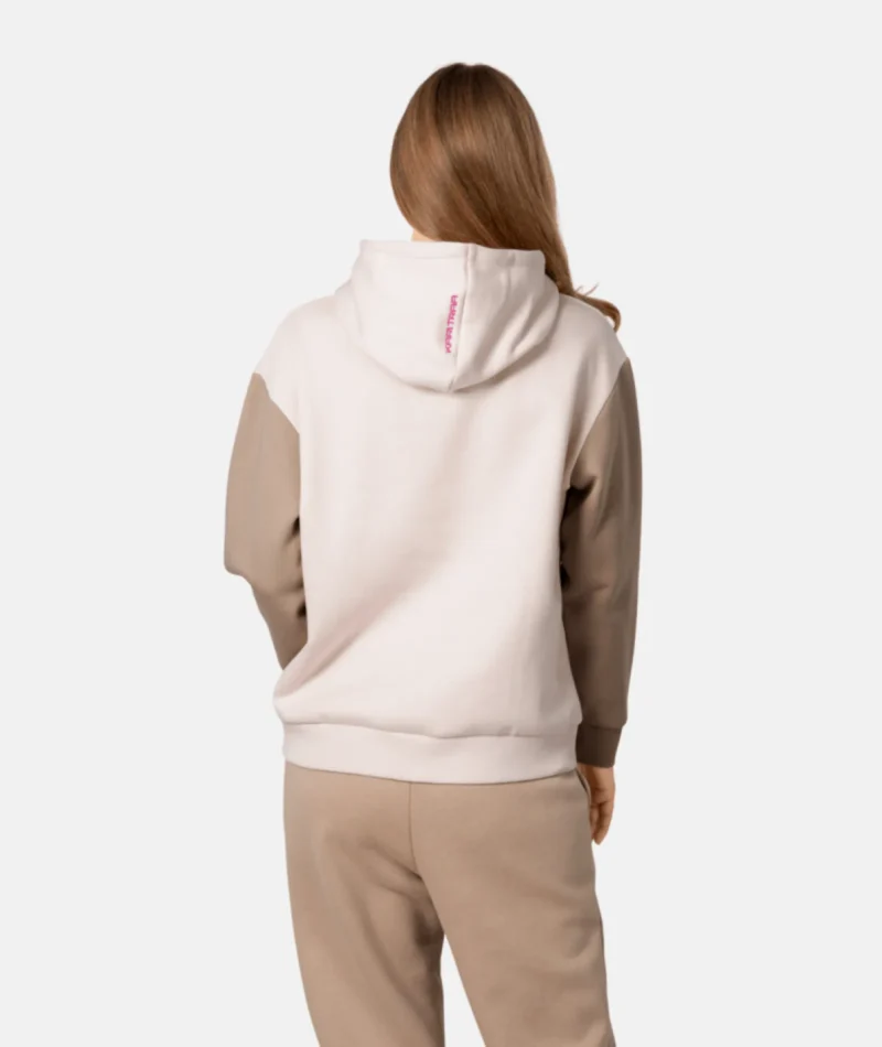Anelie Hood
