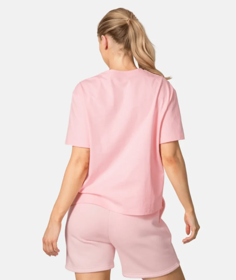 Anelie Tee