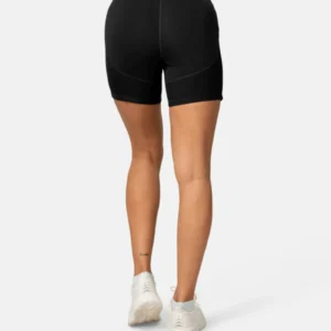 Linnea Shorts