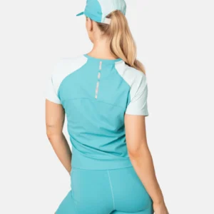 Linnea Tee