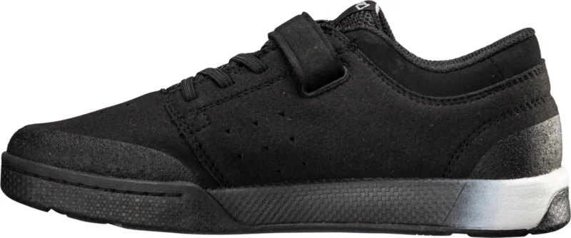 leatt-2-0-junior-flat-black-schwarz-6 2.0 Junior Flat black