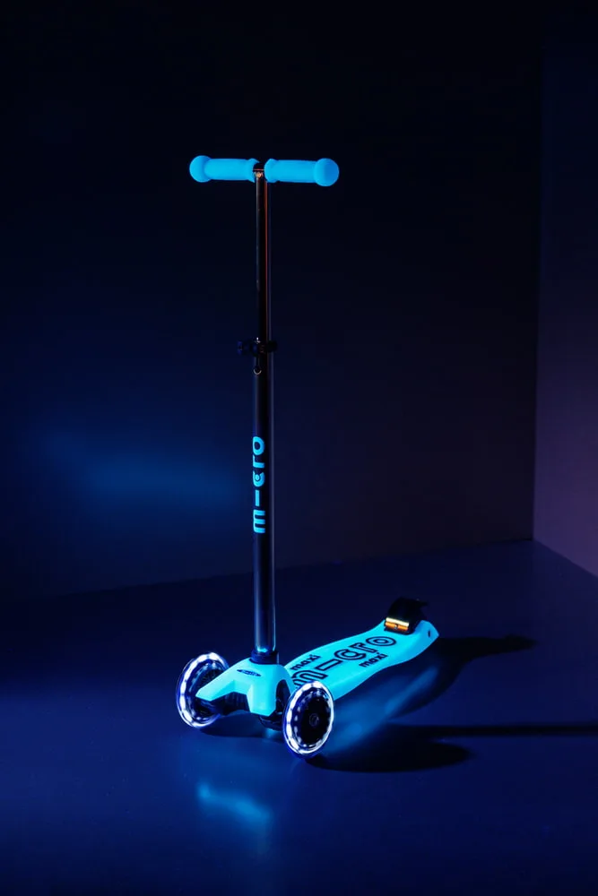 micro-scooter-maxi-micro-deluxe-glow-led-jelly-green-4-1 Micro scooter maxi micro deluxe glow led jelly green 4