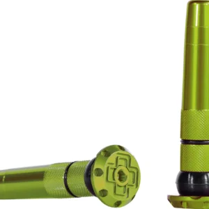 Stealth Tubeless Puncture Plugs green