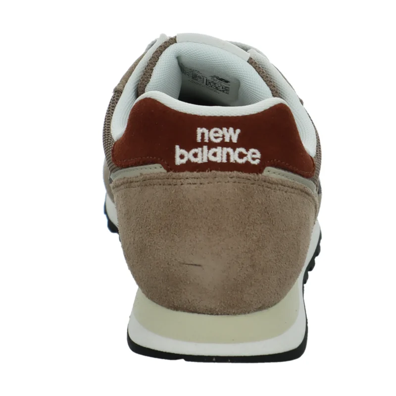 M 373 Seasonal Essentials