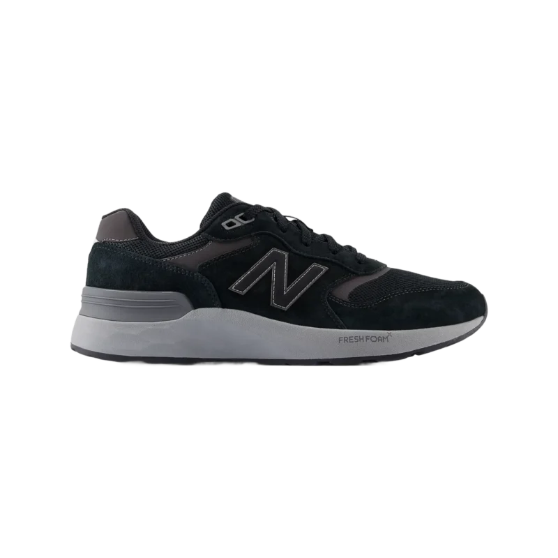 M 880 Walking v7