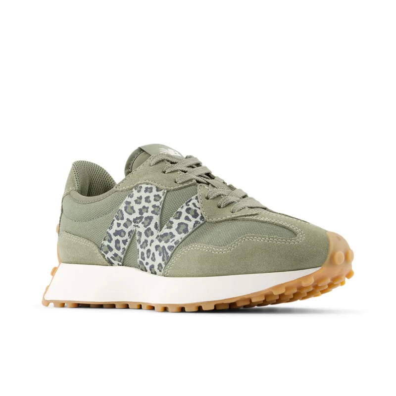 W 327 Leopard