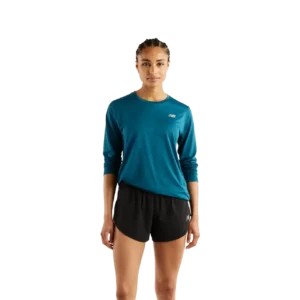 new-balance-w-sport-essentials-long-sleeve-streamsong-1-1 New balance w sport essentials long sleeve streamsong 1