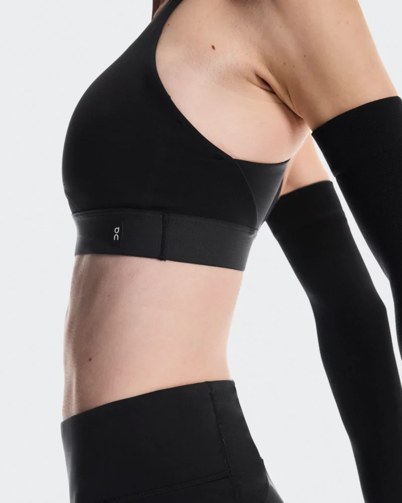 PERFORMANCE BRA