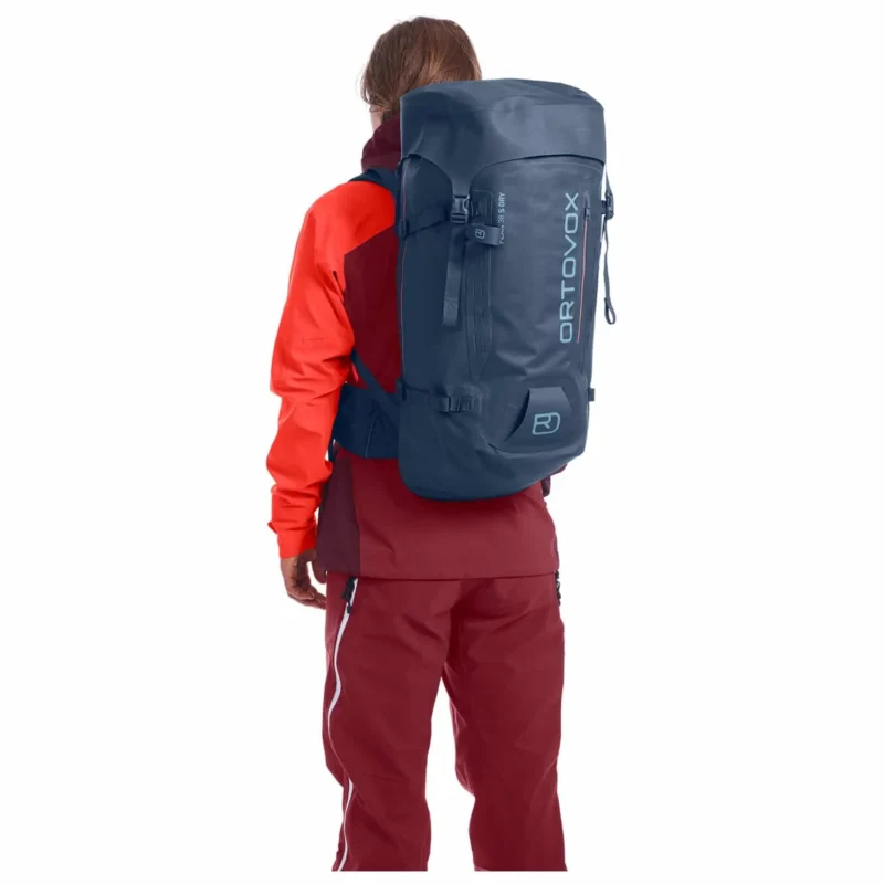 Ortovox peak 38s dry blue lake 3