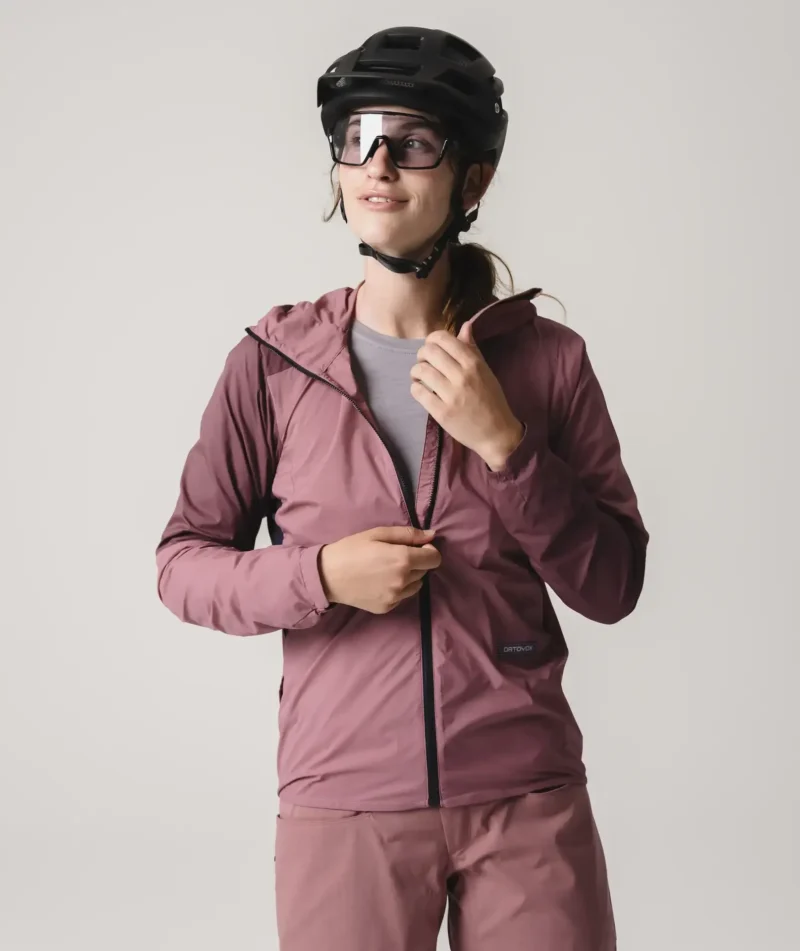 SEQUENCE WIND JACKET W
