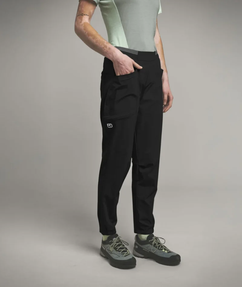 TRACE PANTS W