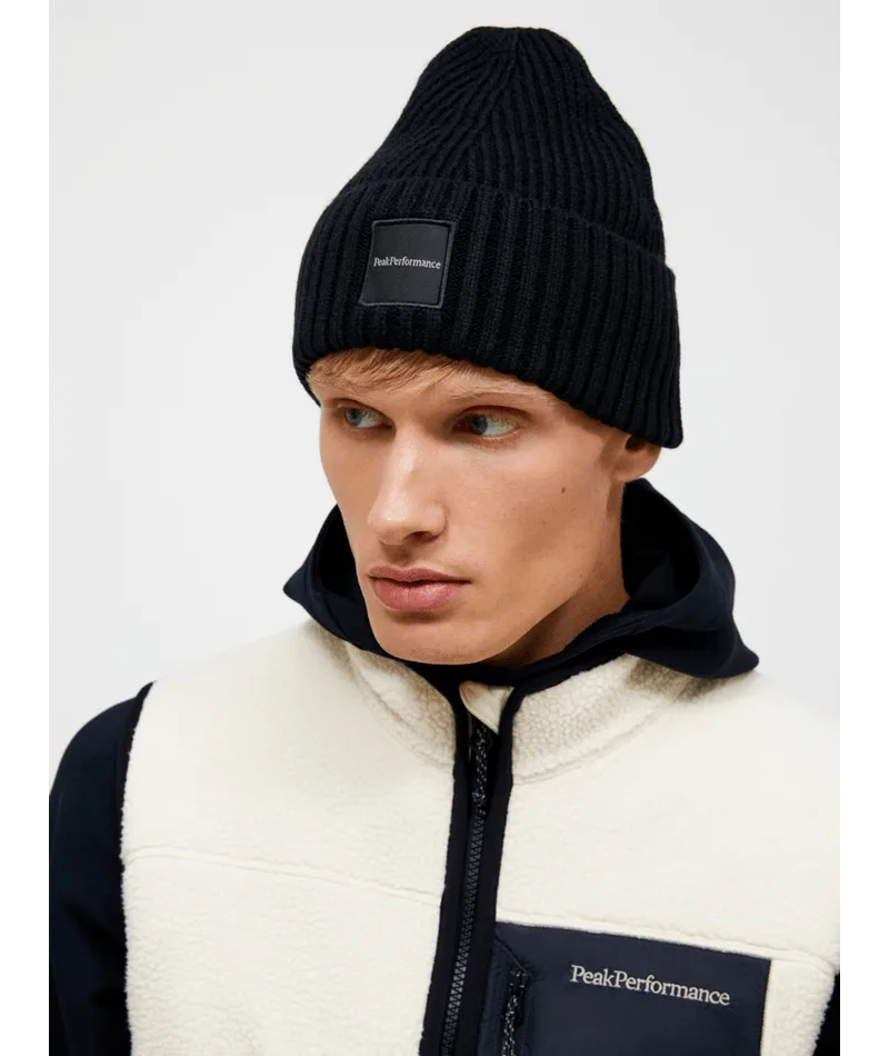Peak performance cornice hat black