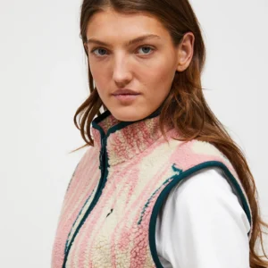 W Graphic Pile Vest