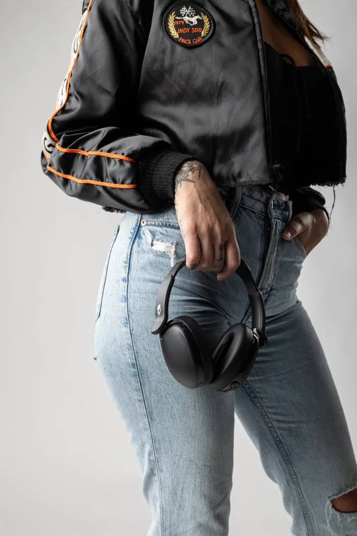 Hesh 360 Wireless Over Ear True Black