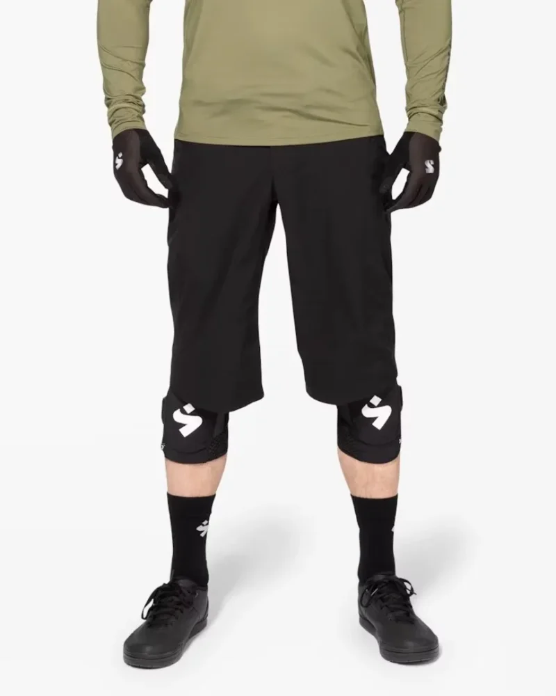 Hunter II Shorts M black