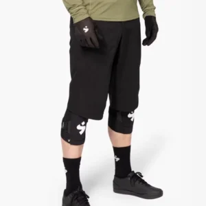 Hunter II Shorts M black