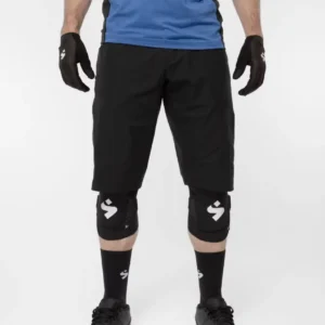 Hunter Slashed Shorts M black