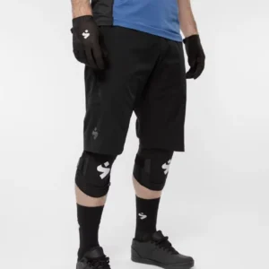 Hunter Slashed Shorts M black