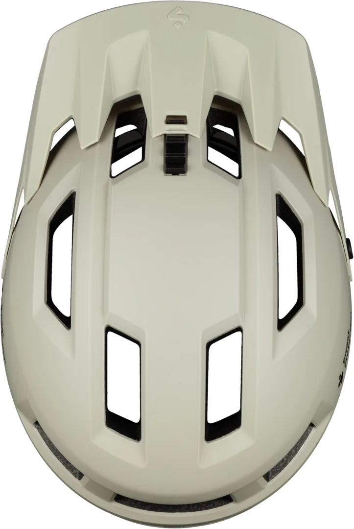 Primer Mips Helmet tusken