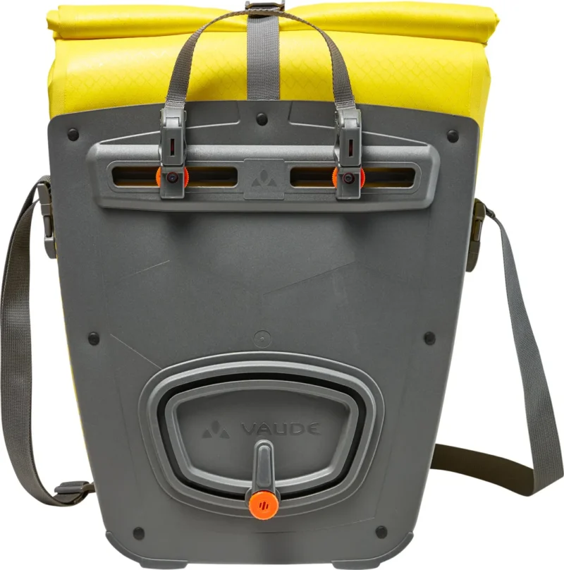 Aqua Back Luminum II canary