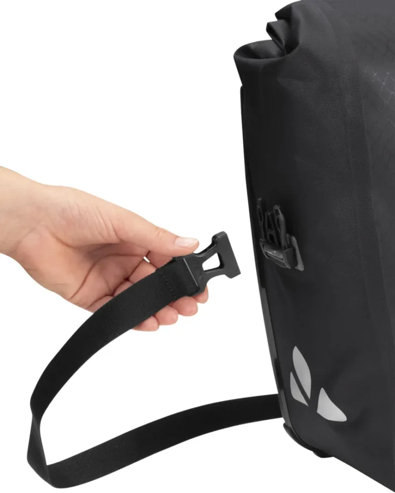 vaude-aqua-front-black-schwarz-5 Aqua Front black