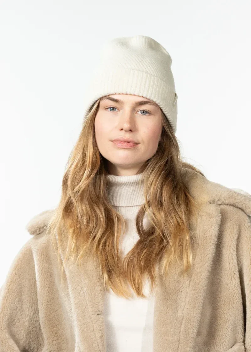 barts-kirinda-beanie-cream-2 Barts kirinda beanie cream