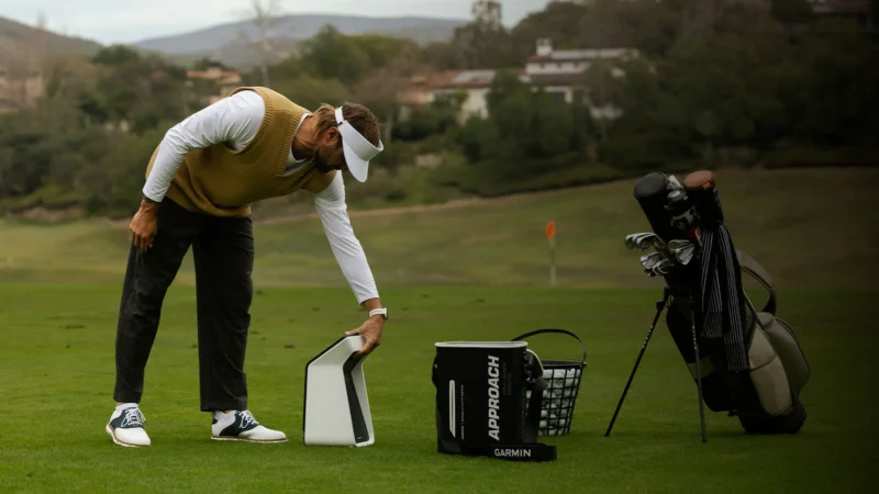 garmin-approach-r50-golfsimulator-white-black-11 Garmin approach r50 golfsimulator white black