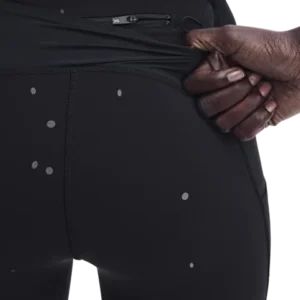 on-performance-tights-lumo-black-eclipse-4 On performance tights lumo black eclipse