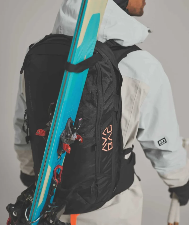 ortovox-avabag-litric-freeride-18-black-raven-13 Ortovox avabag litric freeride 18 black raven
