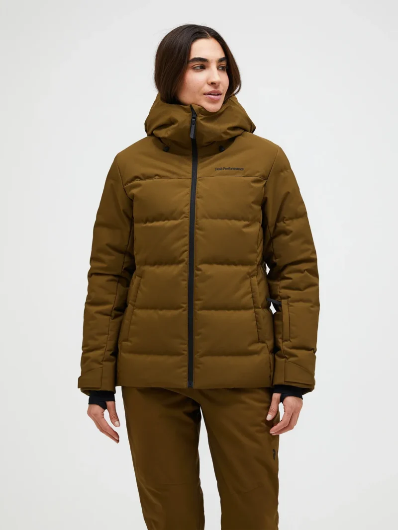 peak-performance-w-shred-down-jacket-meadow-moss-5 Peak performance w shred down jacket meadow moss