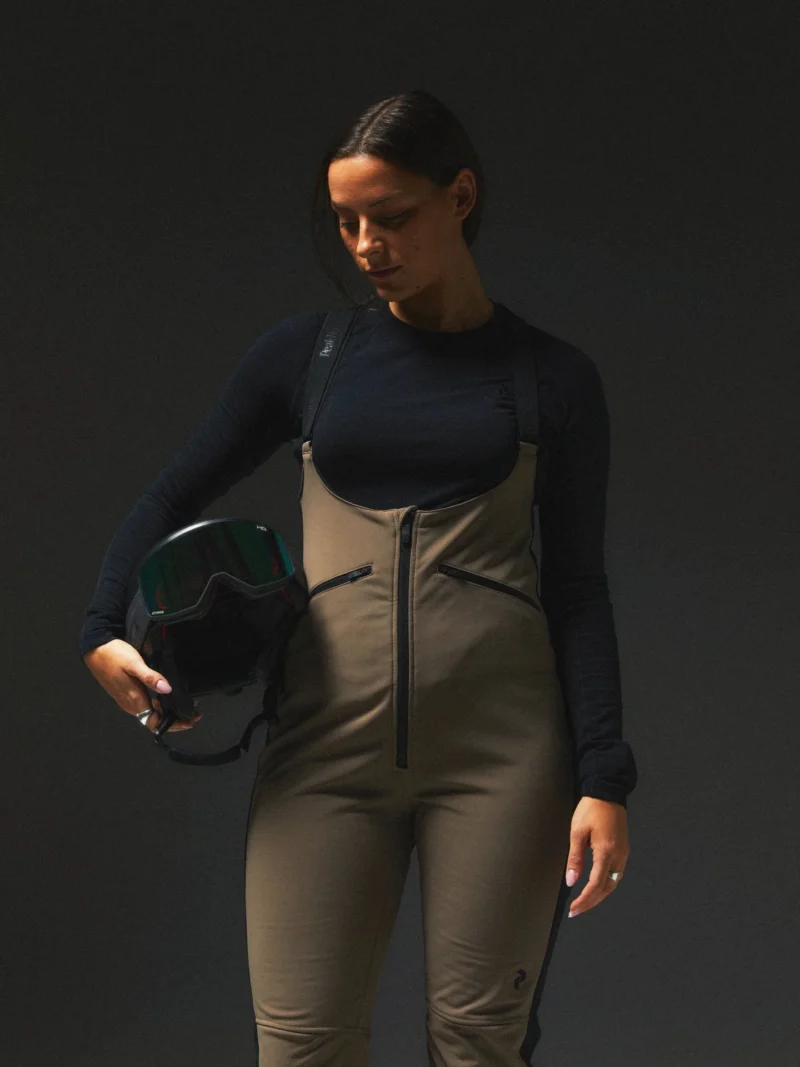 peak-performance-w-stretch-bib-pants-terrain-tan-black-3 Peak performance w stretch bib pants terrain tan black