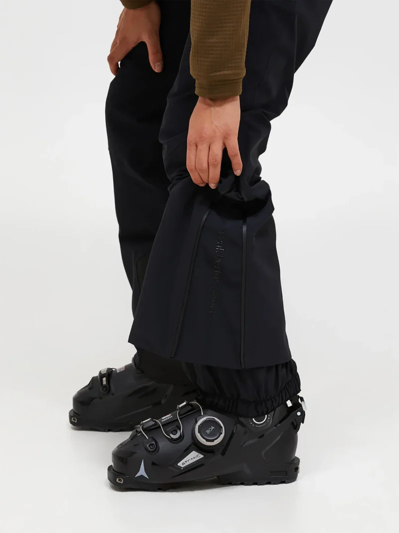 peak-performance-w-whitelight-insulated-pa-black-4 Peak performance w whitelight insulated pa black
