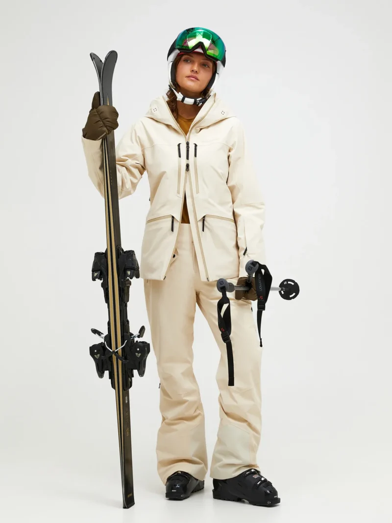 peak-performance-whitelight-insulated-pant-women-sand-fog-5 Peak performance whitelight insulated pant women sand fog