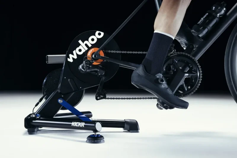 wahoo-kickr-v6-smart-trainer-mit-zwift-cog-click-4 Wahoo kickr v6 smart trainer mit zwift cog click