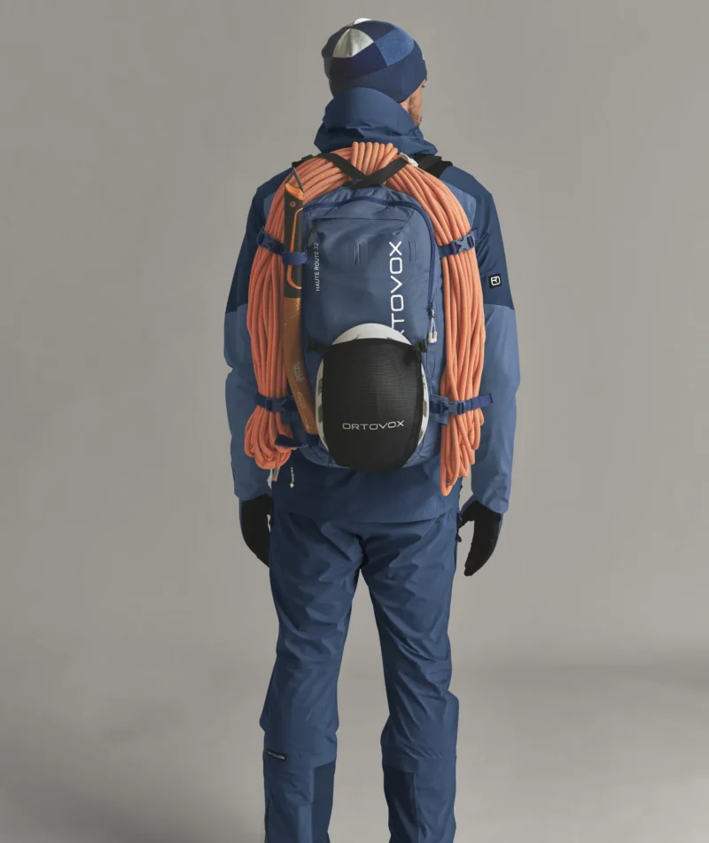 Ortovox haute route 32 blue nunatak